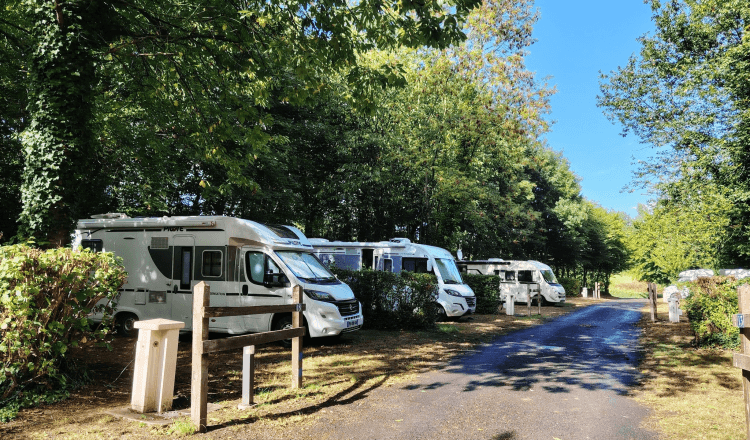 Área de autocaravanas de Isigny le Buat (Manche)